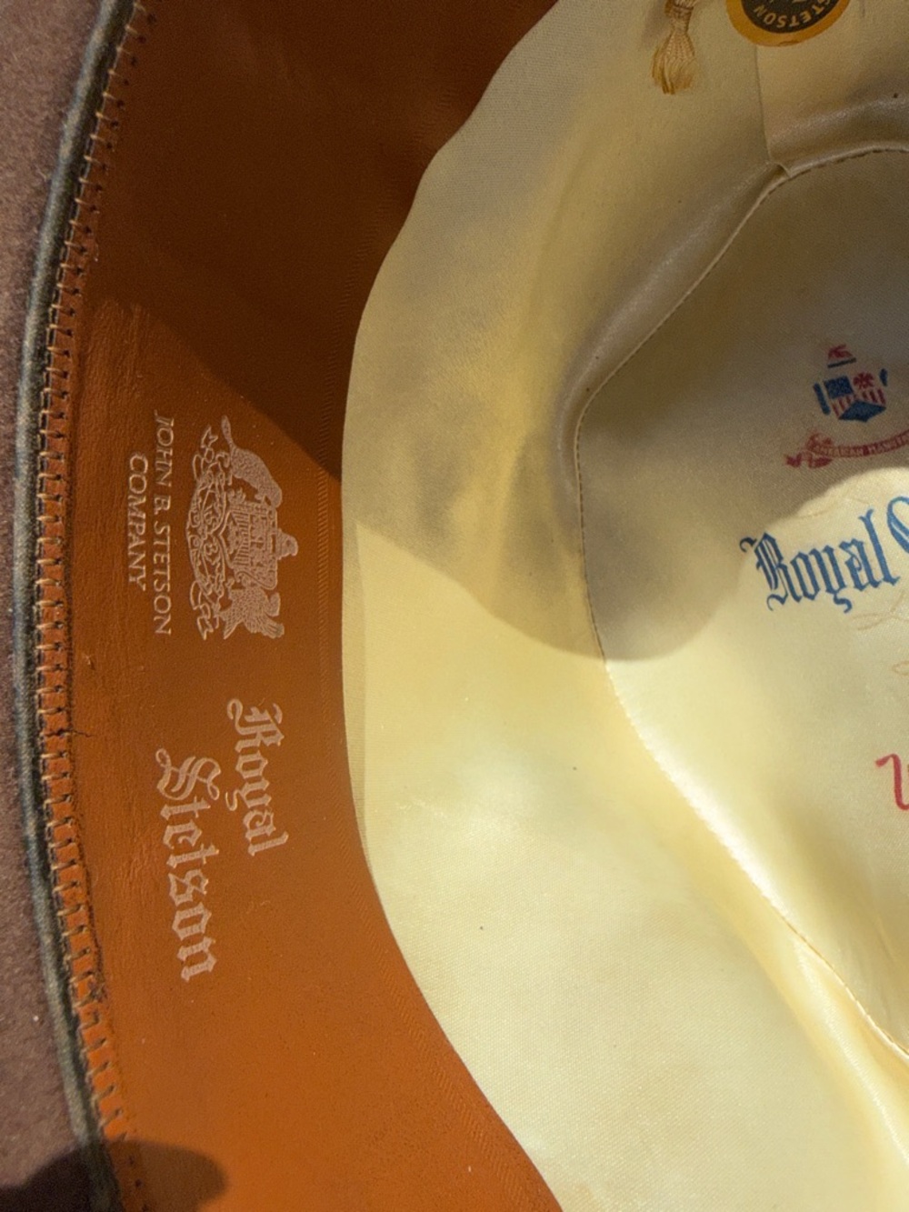 Royal Stetson Whippet Brown Felt Hat - Picture 9 of 17
